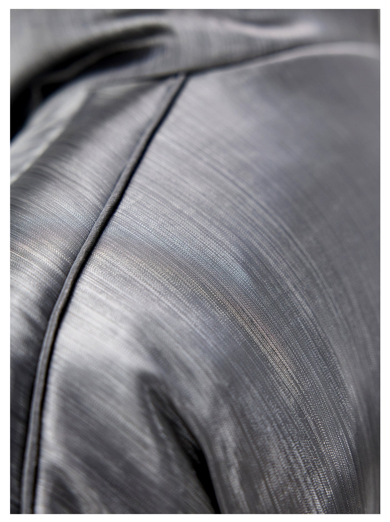 HEAVY LIQUID METAL TEXTURE DOWN JACKET