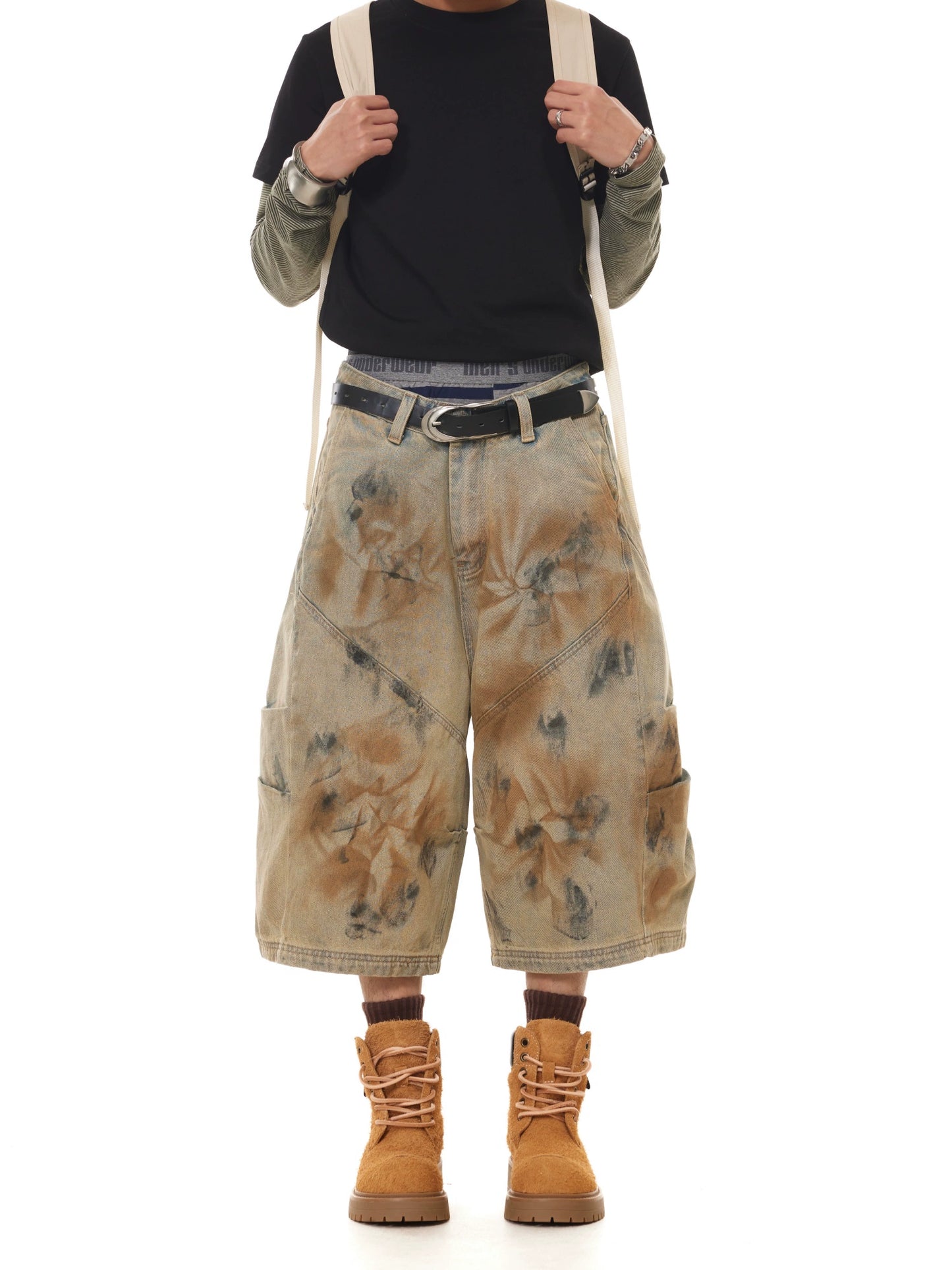 VINATGE DISTRESSED DENIM SHORTS