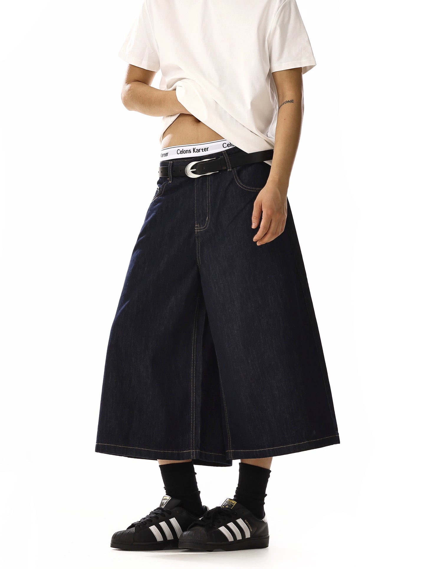 WASHED CLEANFIT DENIM SHORTS