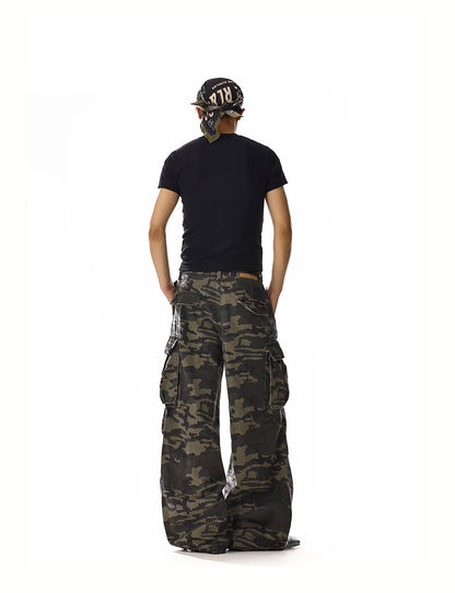 RETRO CAMOUFLAGE CARGO PANTS