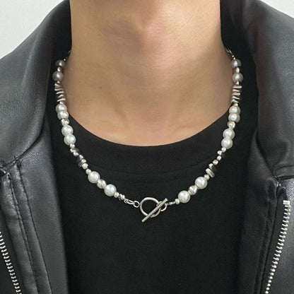 TOGGLE PEARL NECKLACE