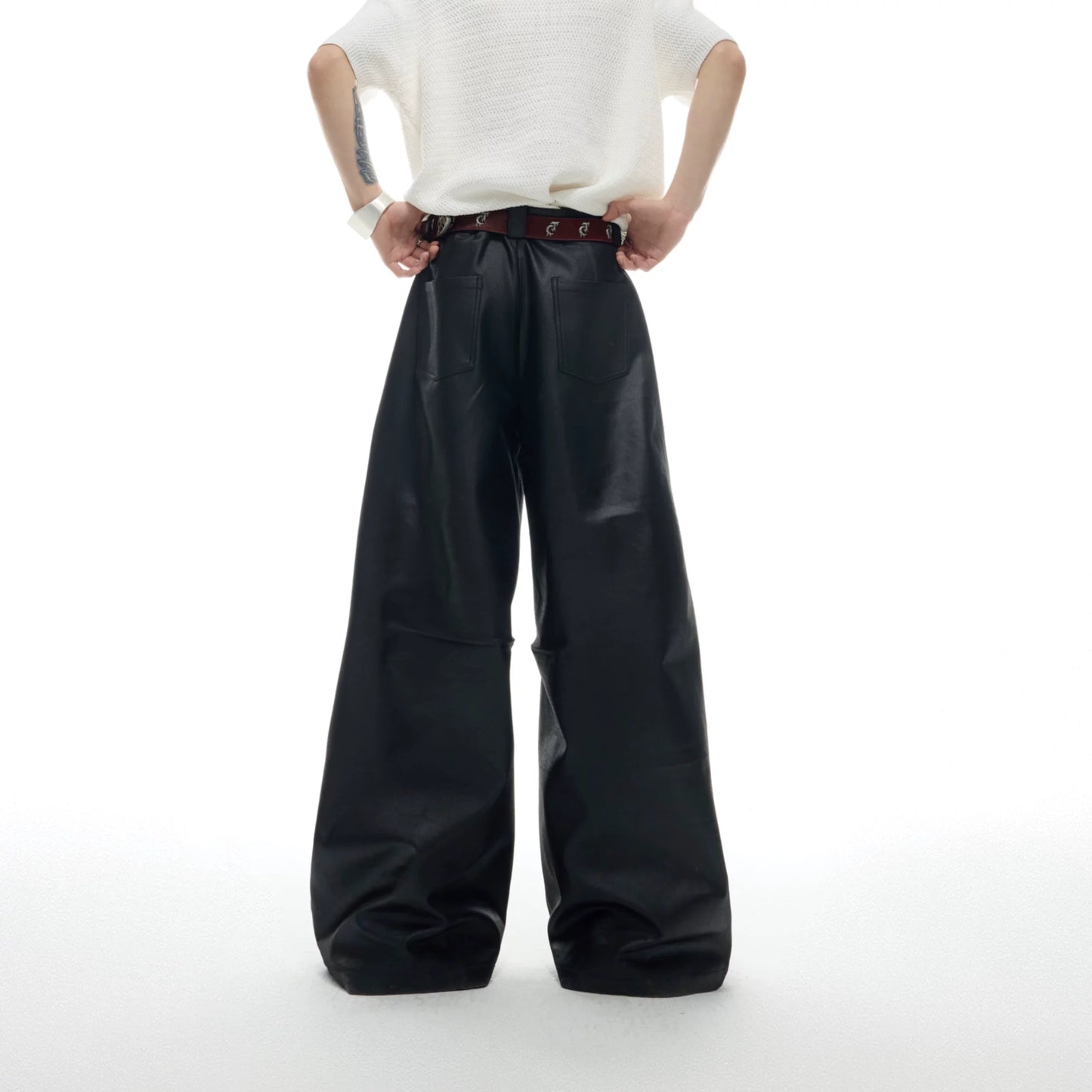 BAGGY BLACK LEATHER WIDE LEG PANTS